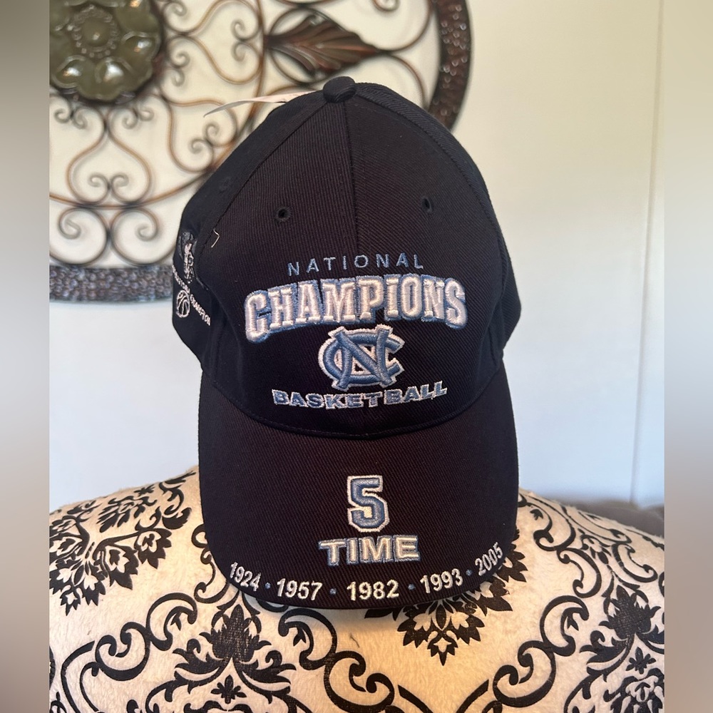 Carolina Tarheel hat new